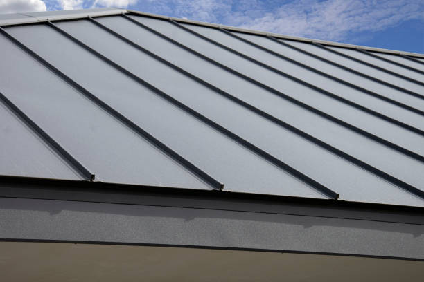 Best Emergency Roof Repair Services  in Lowellville, OH